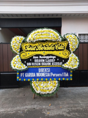 Papan Bunga Duka di Tanah Enam Ratus